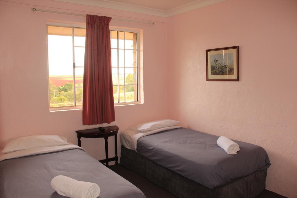 Childers Gateway Motor Inn الغرفة الصورة